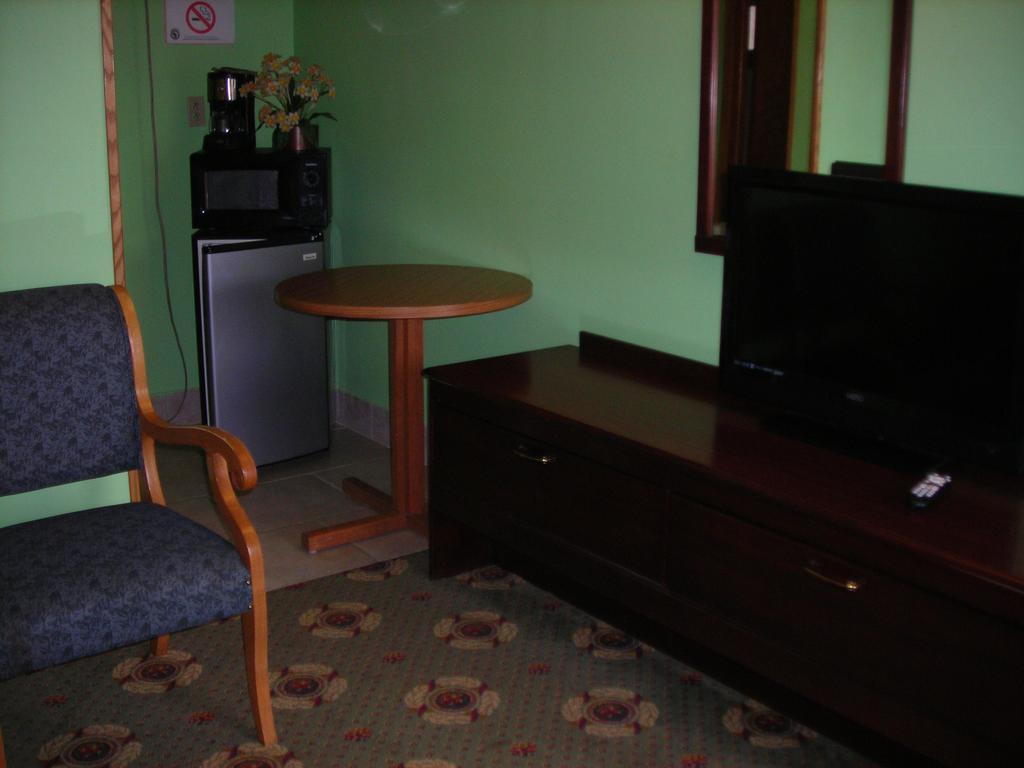 Deer Trail Motel Вісконсин Деллс Номер фото
