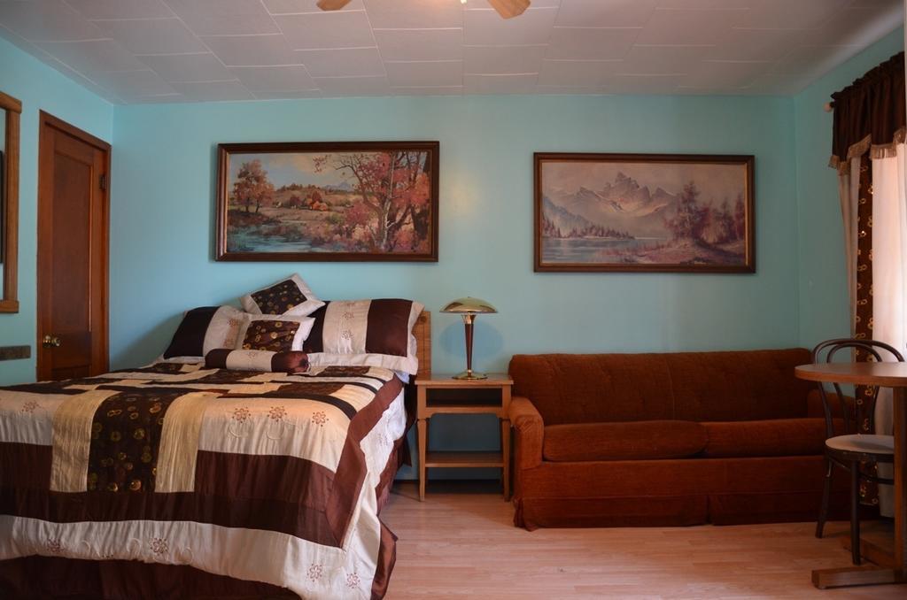 Deer Trail Motel Вісконсин Деллс Номер фото